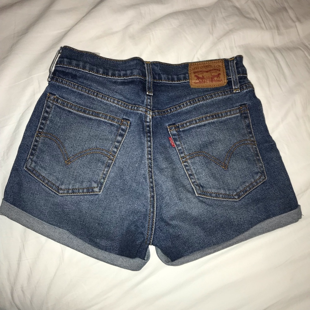 Levi’s high waisted cuffed shorts